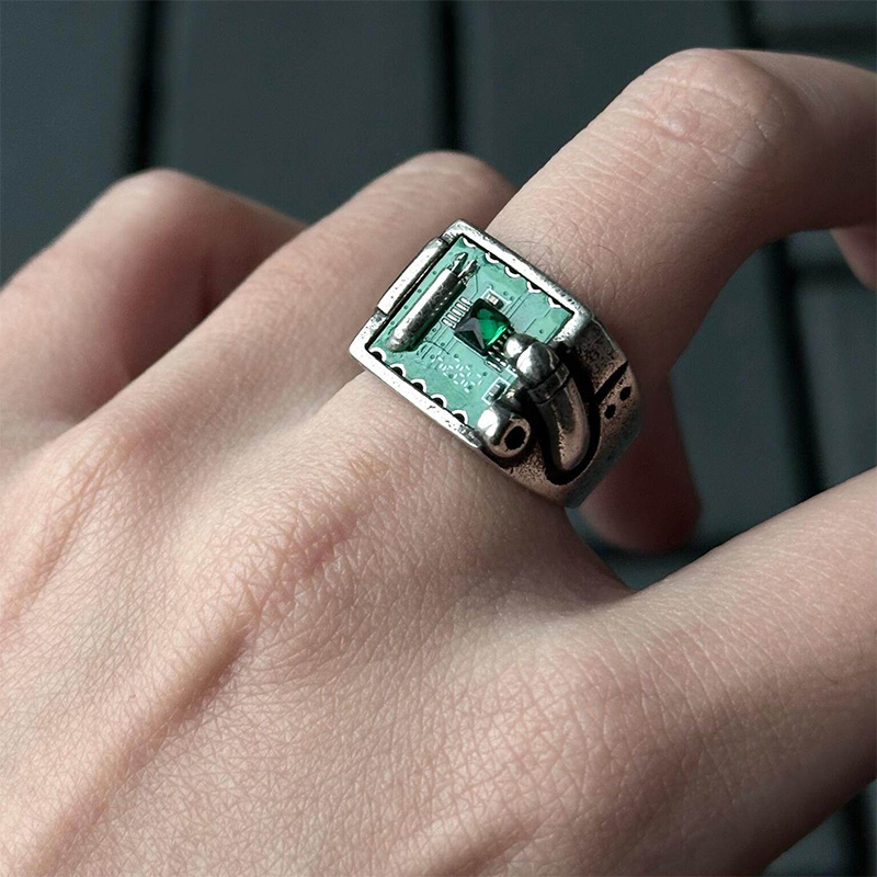 Retro Tech PCB Pierścionek Biż – Tech Accessories Industry recenzja i cena