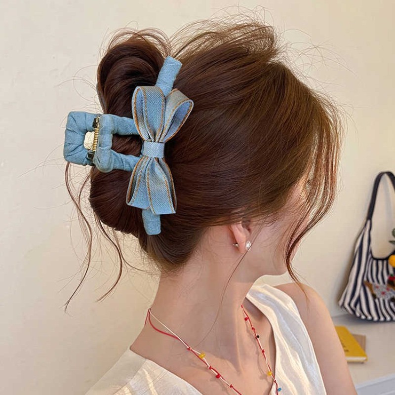 Jesienno-zimowa spinka do włos – Hi Tech Accessories recenzja i cena